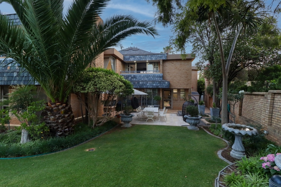 4 Bedroom Property for Sale in Heuwelsig Free State